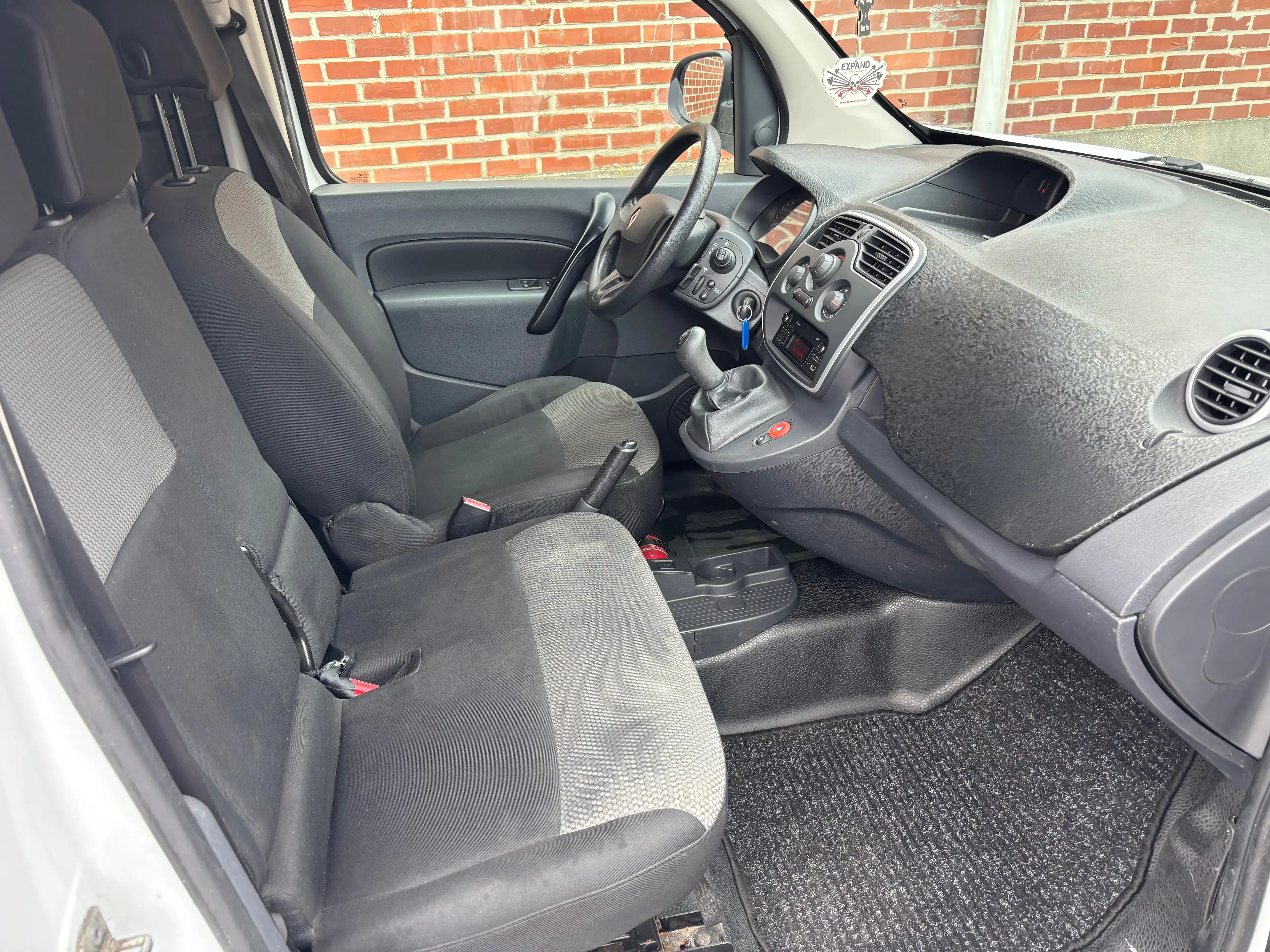 Renault Kangoo 1.5 dCi Energy kangoo maxi prêt à immatriculer ! — photo 9