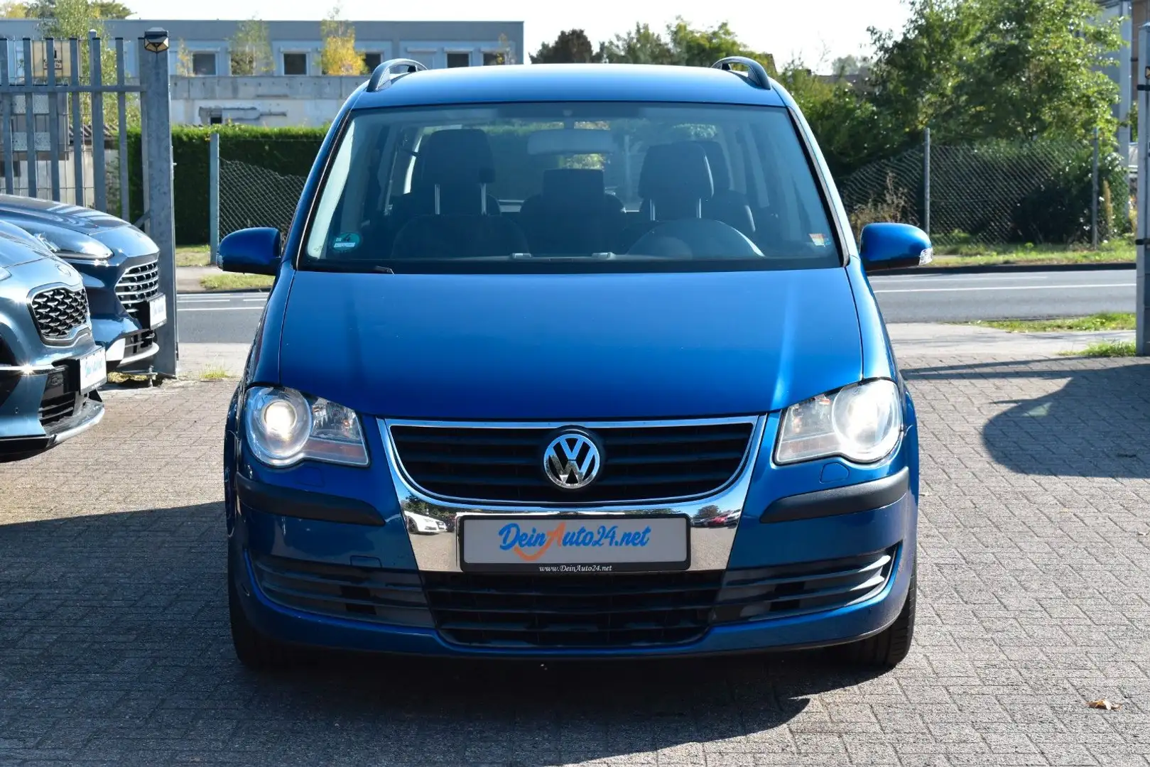 Volkswagen Touran Conceptline 2.Hd|Klimaaut.|Tempo.|PDC|AHK Blau - 2