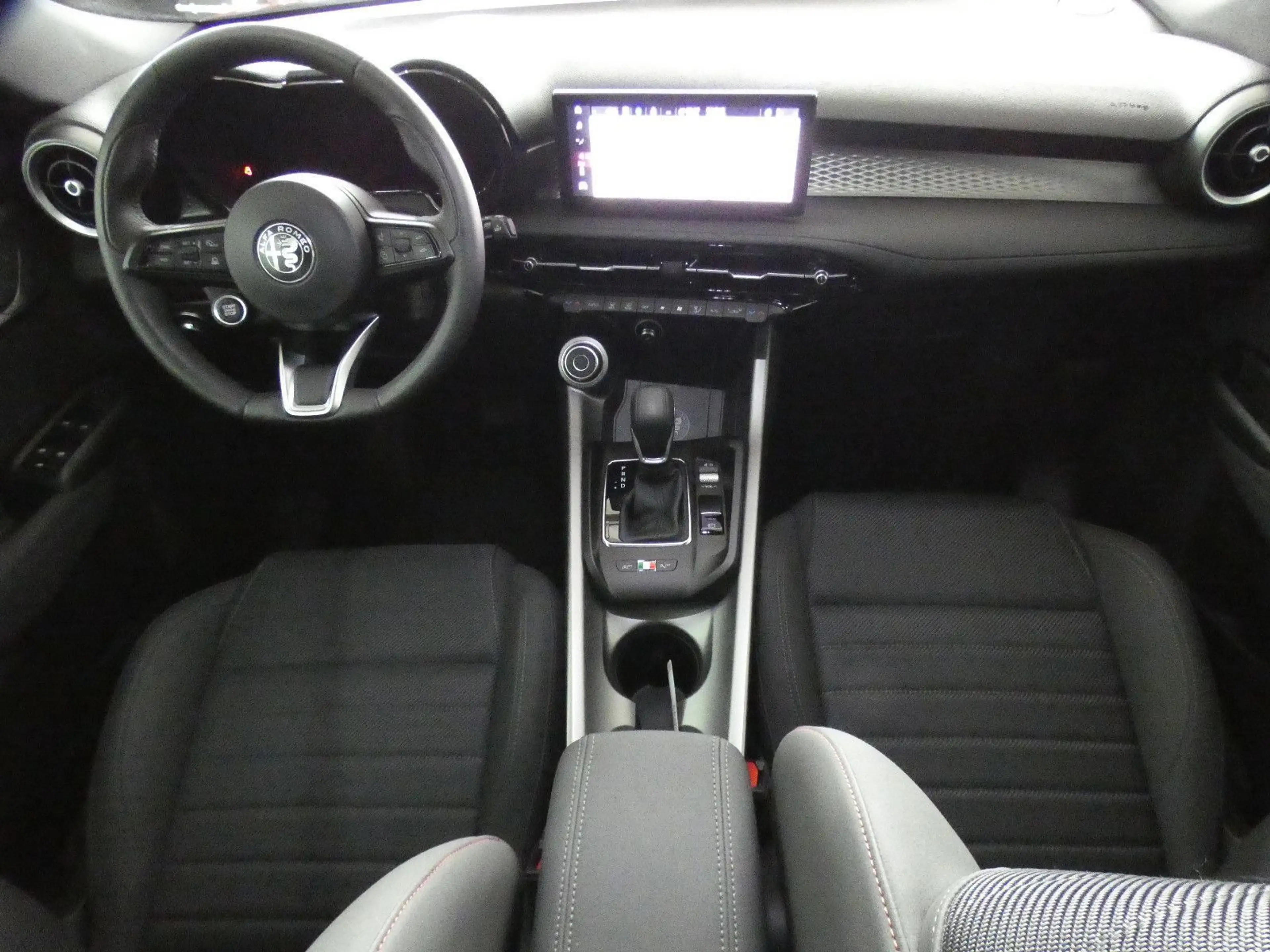 Alfa Romeo Tonale Sprint 1.6 VGT-D*LED*NAVI*CARPLAY*HAGEL — photo 12