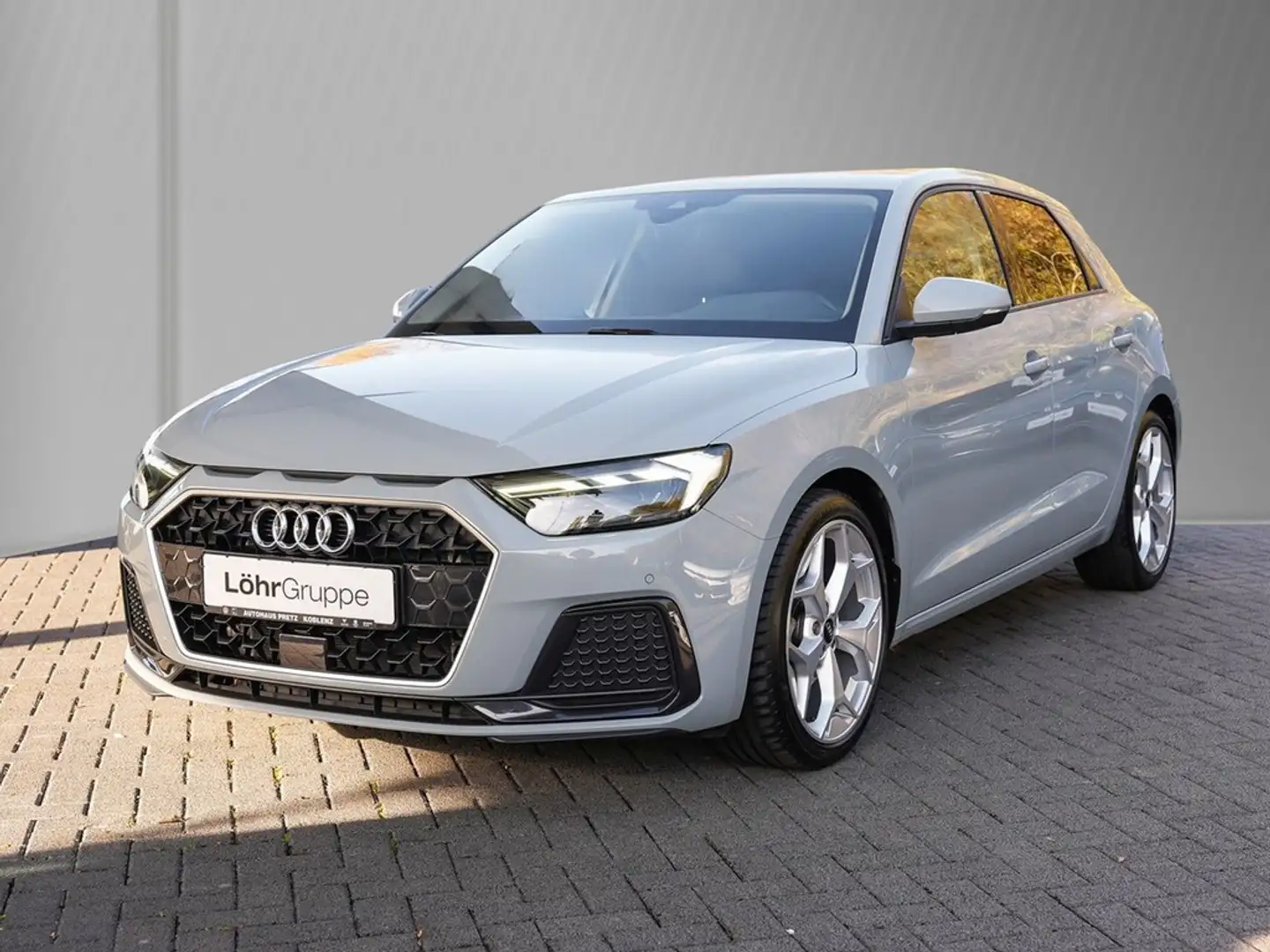 Audi A1 Sportback 35 TFSI S-tronic advanced Plus LED-Sc... Grau - 2