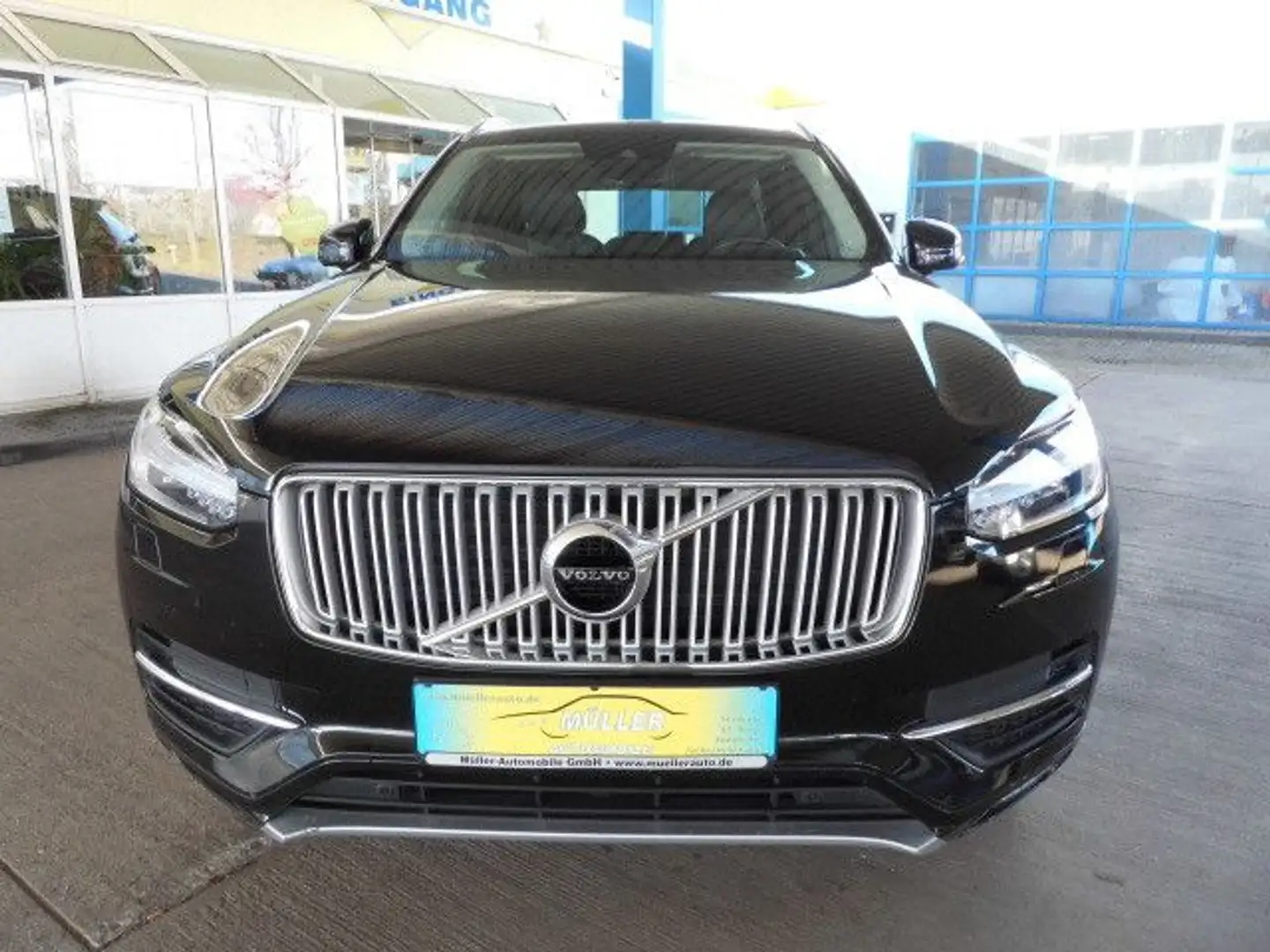 Volvo XC90 Inscription AWD*LEDER*NAVI*LED*AHK*7Sitze Schwarz - 2
