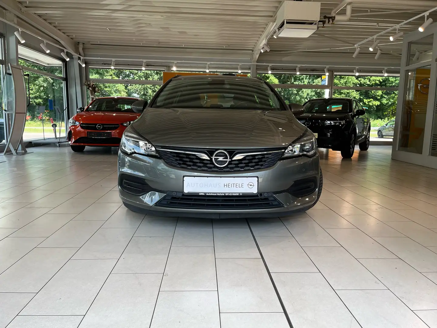 Opel Astra Edition Start/Stop Grijs - 2