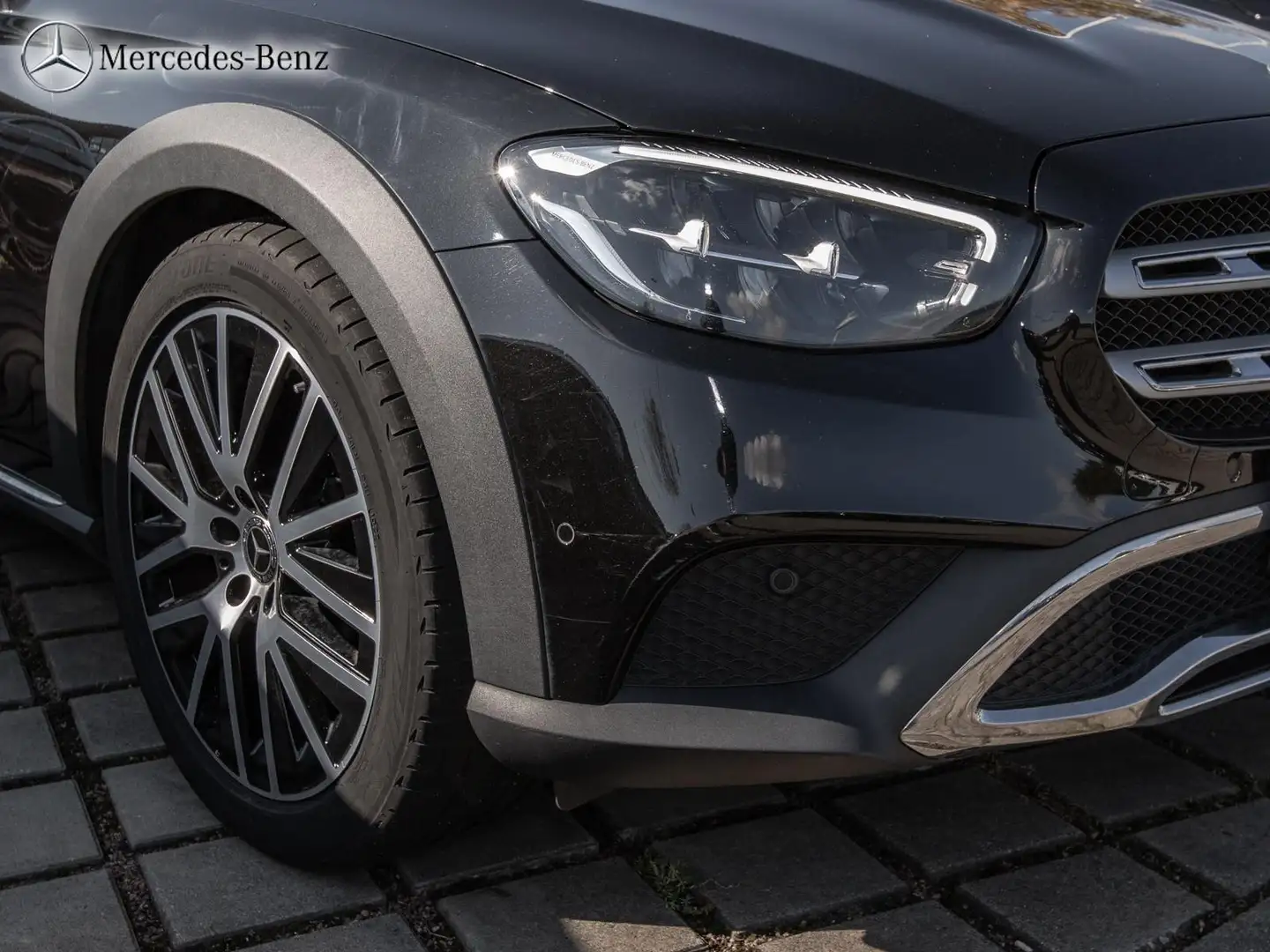 Mercedes-Benz E 220 d 4M T All-Terrain Avantgarde Pano+19+HUD Schwarz - 2