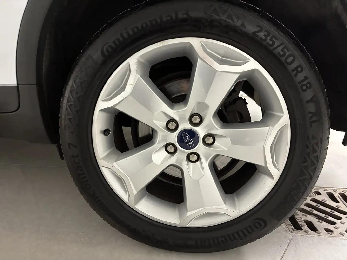Ford Kuga 2.0 tdci Titanium 4wd 163cv Bianco - 1