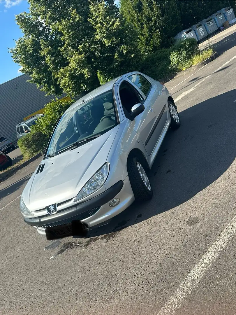 Peugeot 206 60 Filou - 1