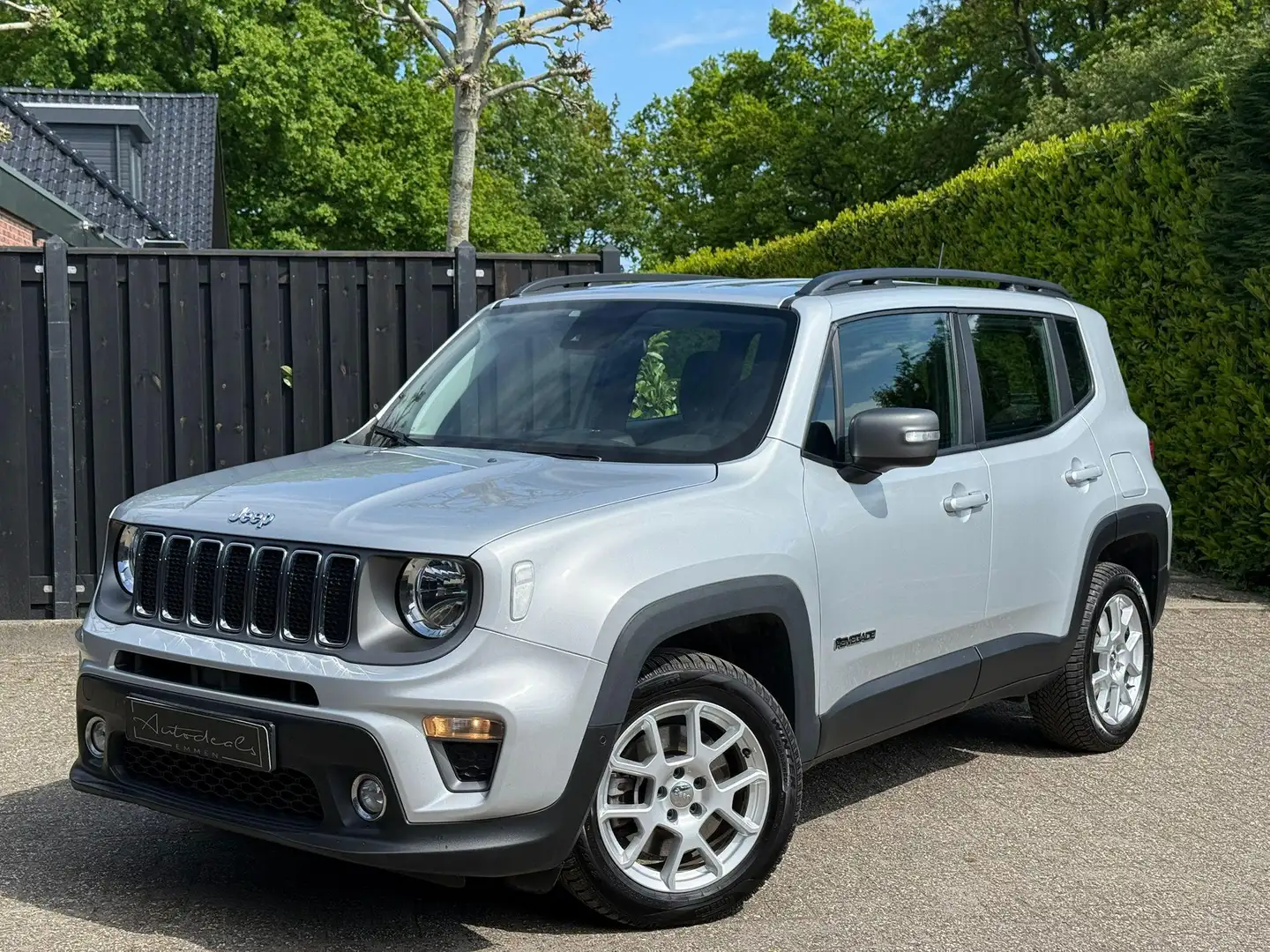 Jeep Renegade 4xe 240 Plug-in Hybrid Electric S Grijs - 1