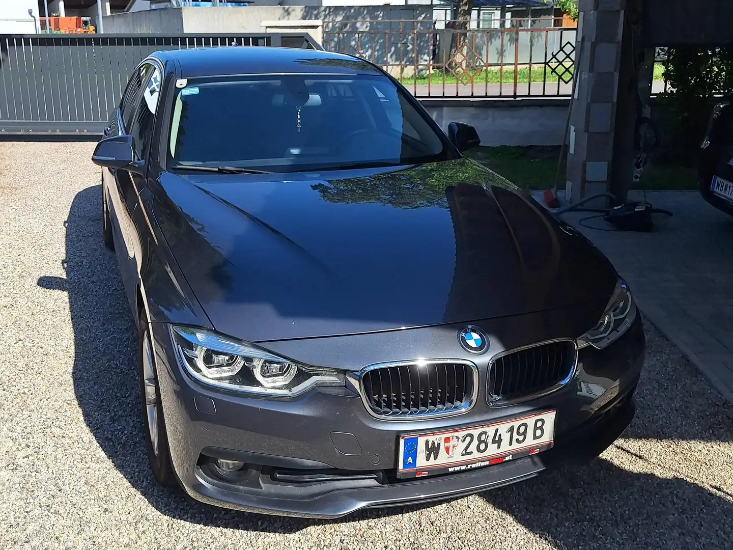 BMW 316 316d Grau - 1