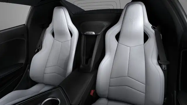 Corvette C8 view 13