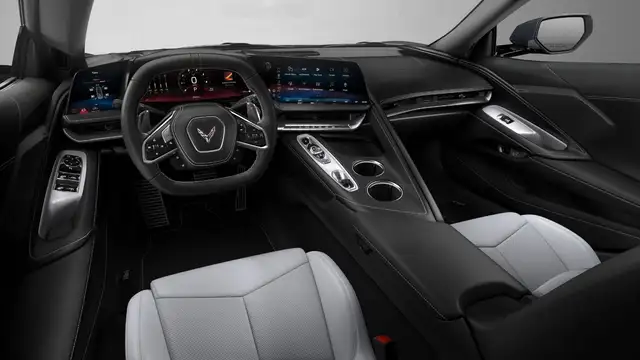 Corvette C8 view 10