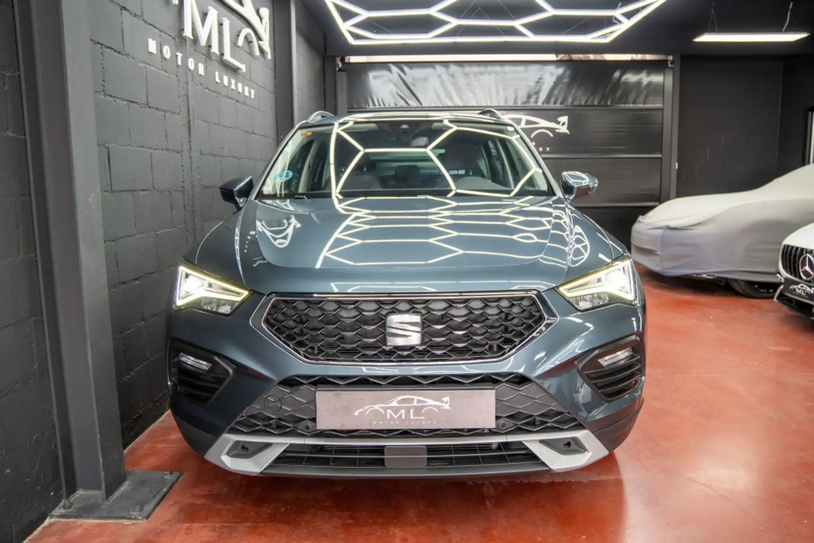 SEAT Ateca 1.5 EcoTSI S&S Style DSG Gris - 2
