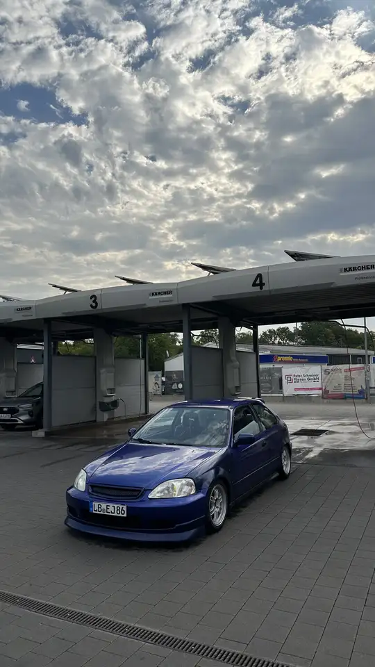 Honda Civic 1.5i LS, foto 3