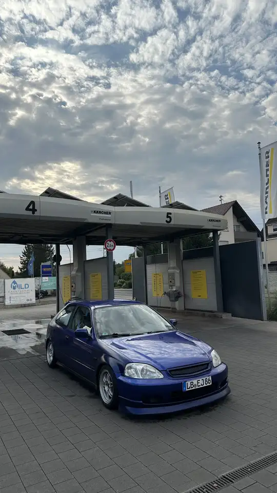 Honda Civic 1.5i LS, foto 2