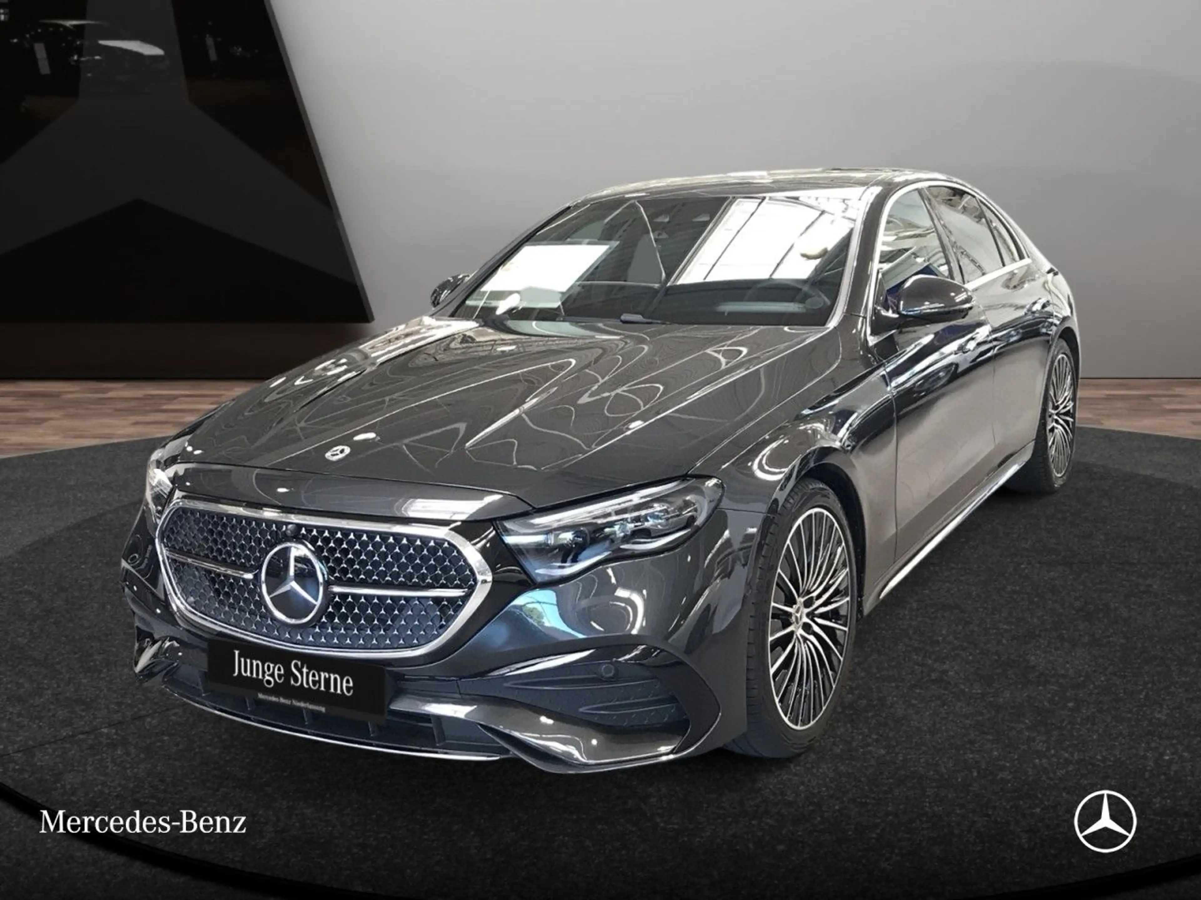 Mercedes-Benz E 200 AMG Fahrass 360° Burmester Distr. PTS 9G — photo 2