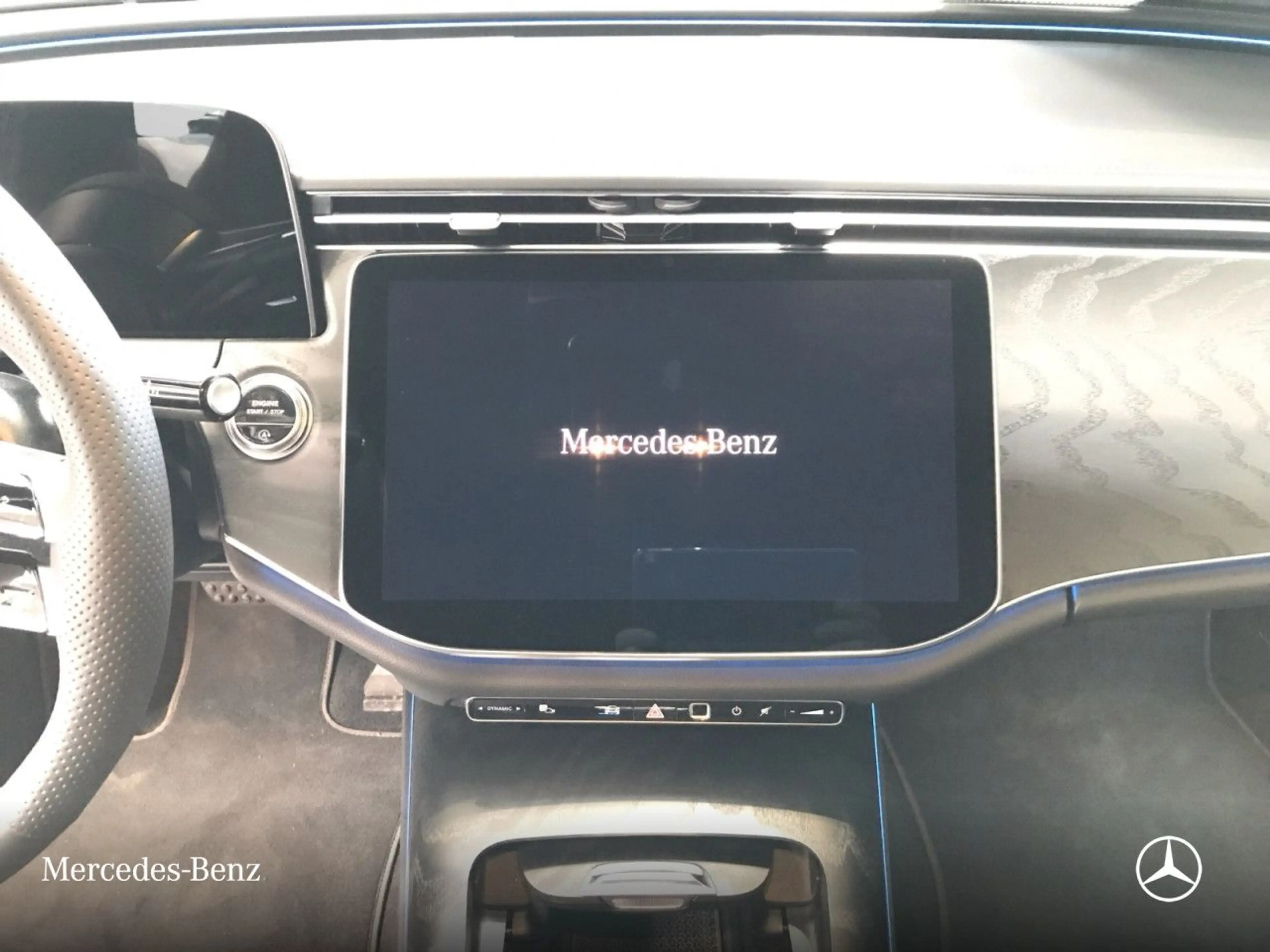 Mercedes-Benz E 200 AMG Fahrass 360° Burmester Distr. PTS 9G — photo 15