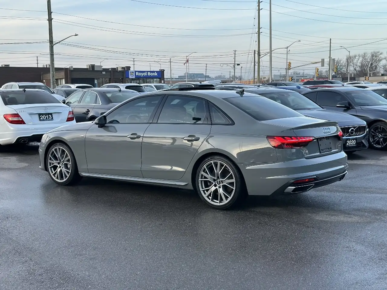 Audi A4 снимка Audi A4