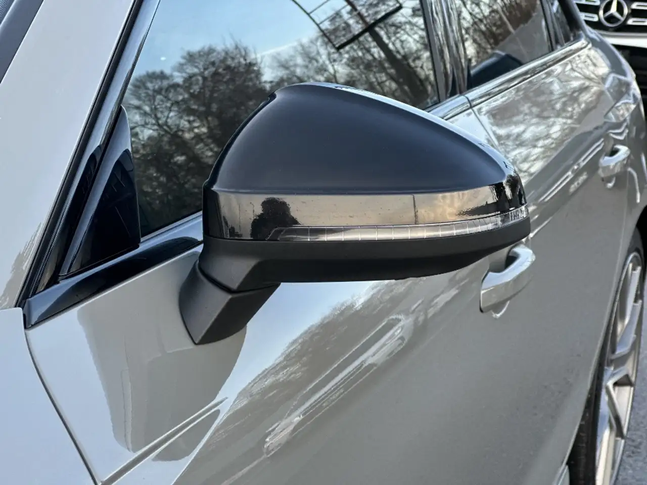 Audi A4 снимка Audi A4