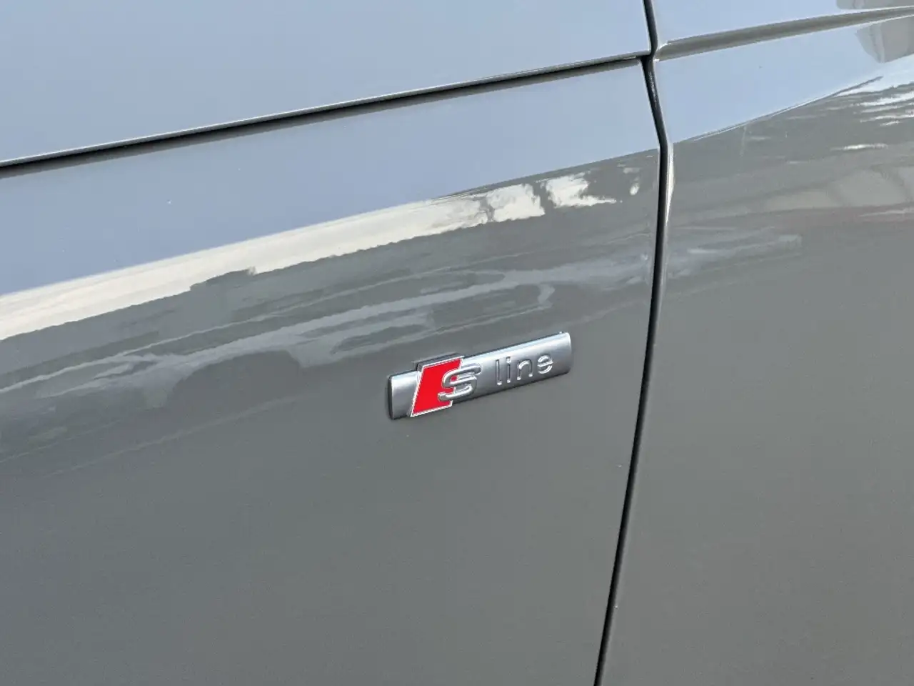 Audi A4 снимка Audi A4