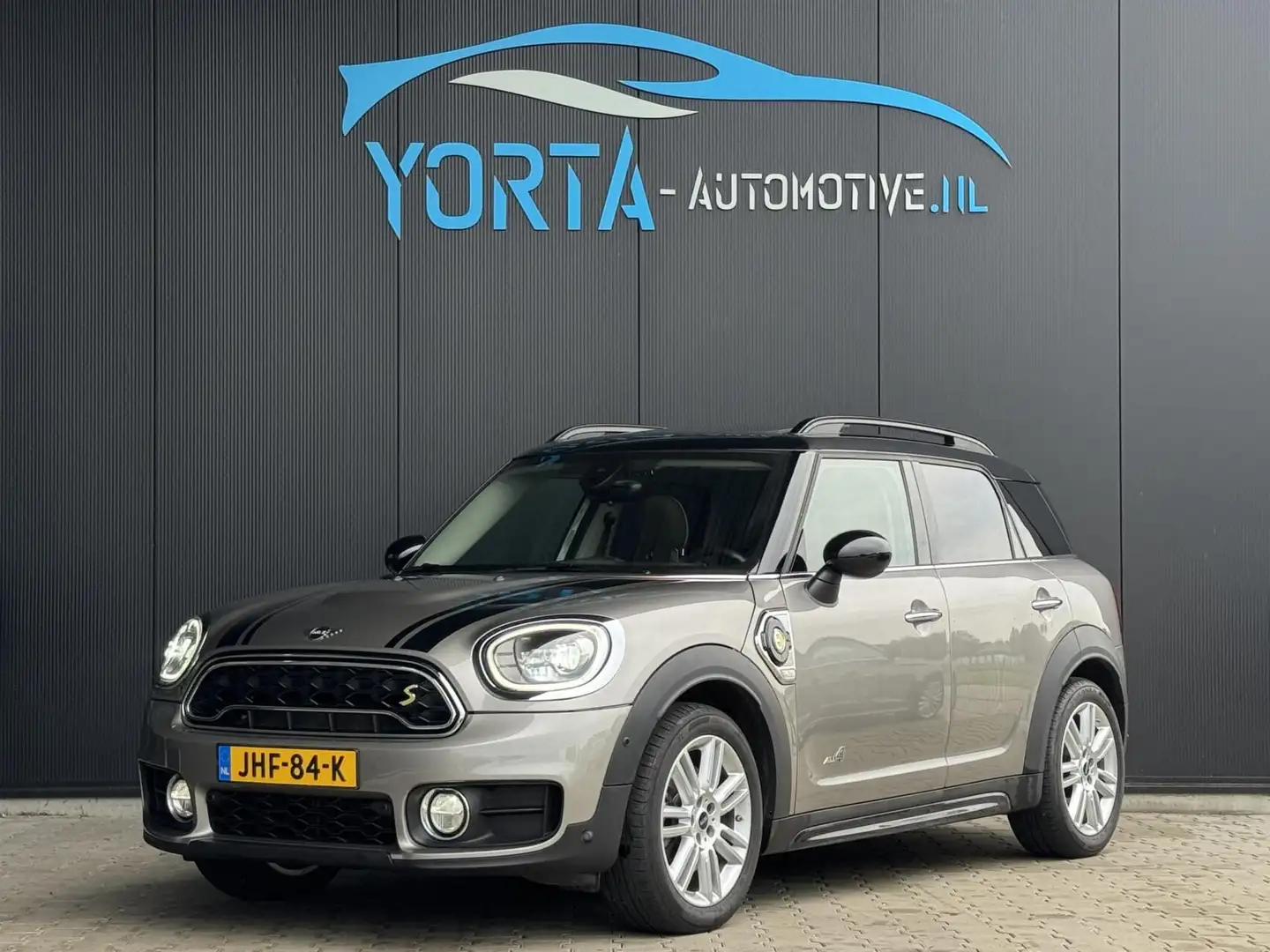MINI Cooper SE Countryman 2.0 ALL4 Chili PANO*HUD*CAMERA*LEDER Grijs - 1