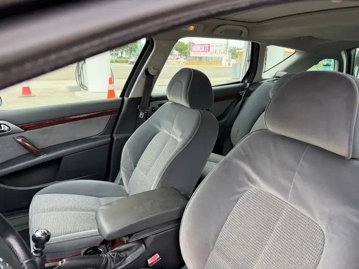 Peugeot 407 2007, foto 11