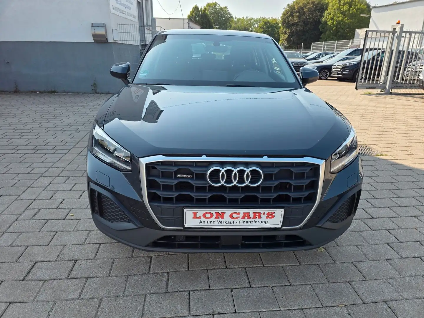 Audi Q2 35 TDI Quattro/LED/Navi/Tempomat/Klimaaut/TOP Grau - 2