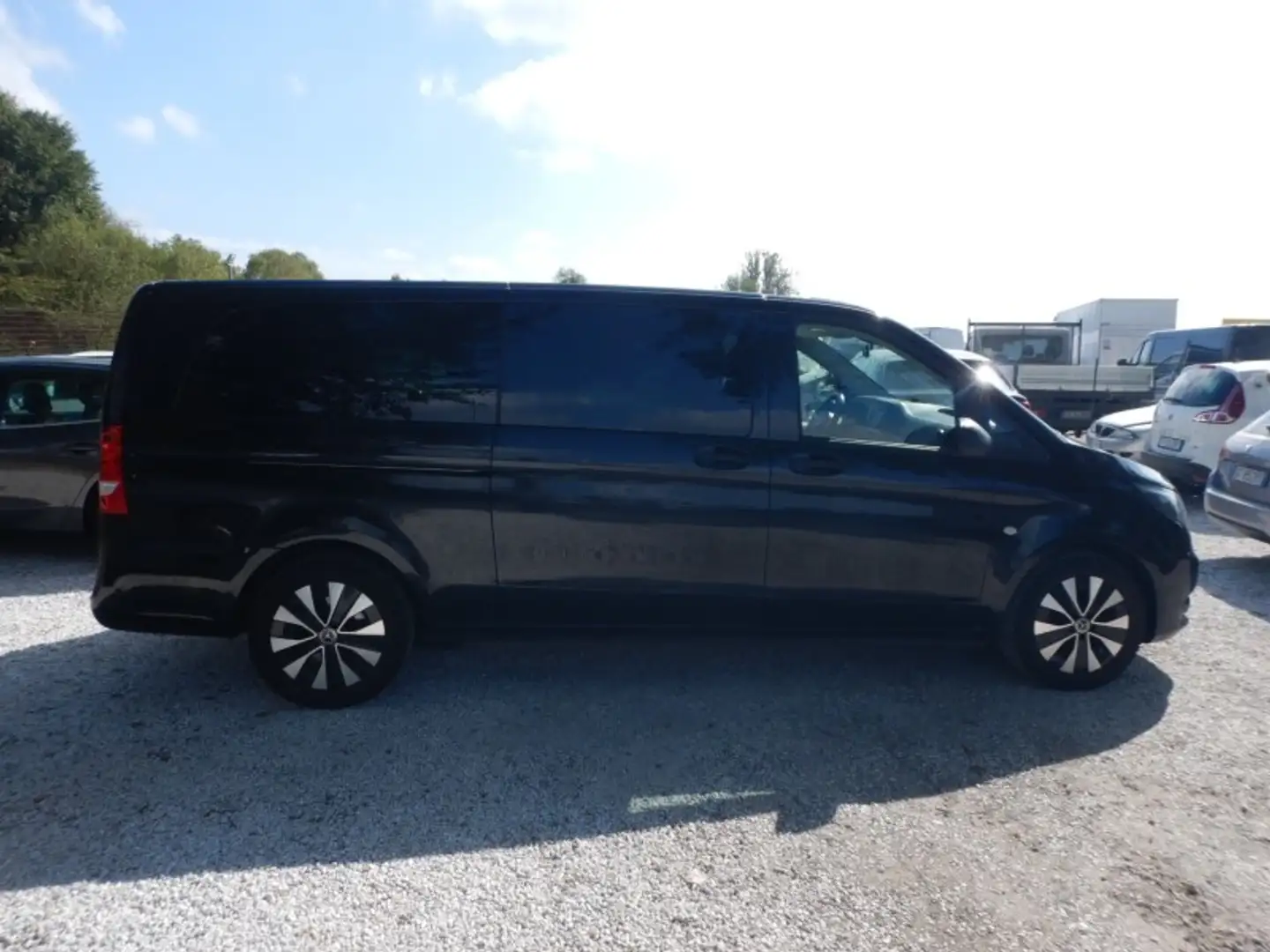 Mercedes-Benz Vito 116 CDI EXTRA-LONG PELLE 9 POSTI PREZZO+IVA Nero - 2