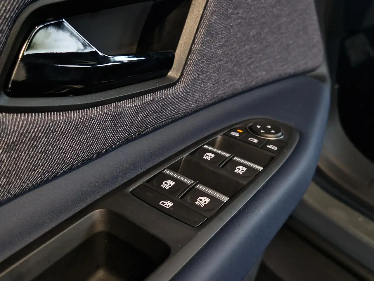 Renault R 4 2026 — фото 12