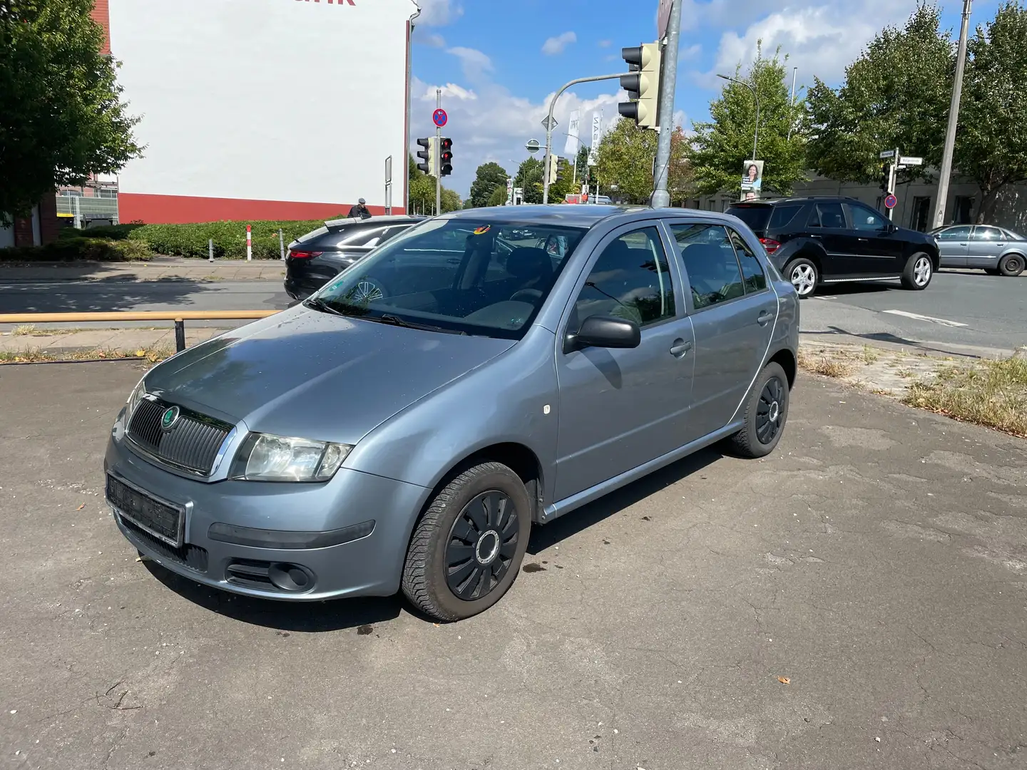 Skoda Fabia EDITION*KLIMA*TÜV/AU*07/2027* Grau - 1