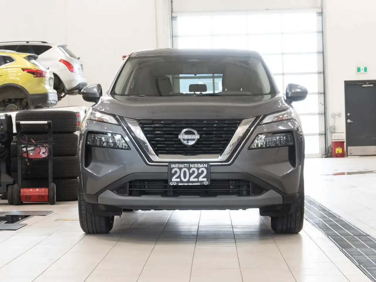 Nissan Rogue снимка Nissan Rogue