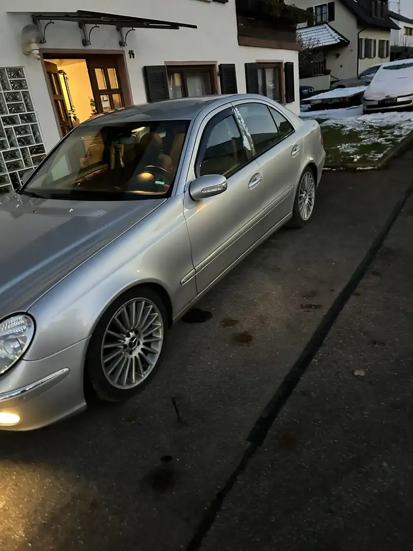 Mercedes-Benz E 220 CDI Automatik Elegance - 2