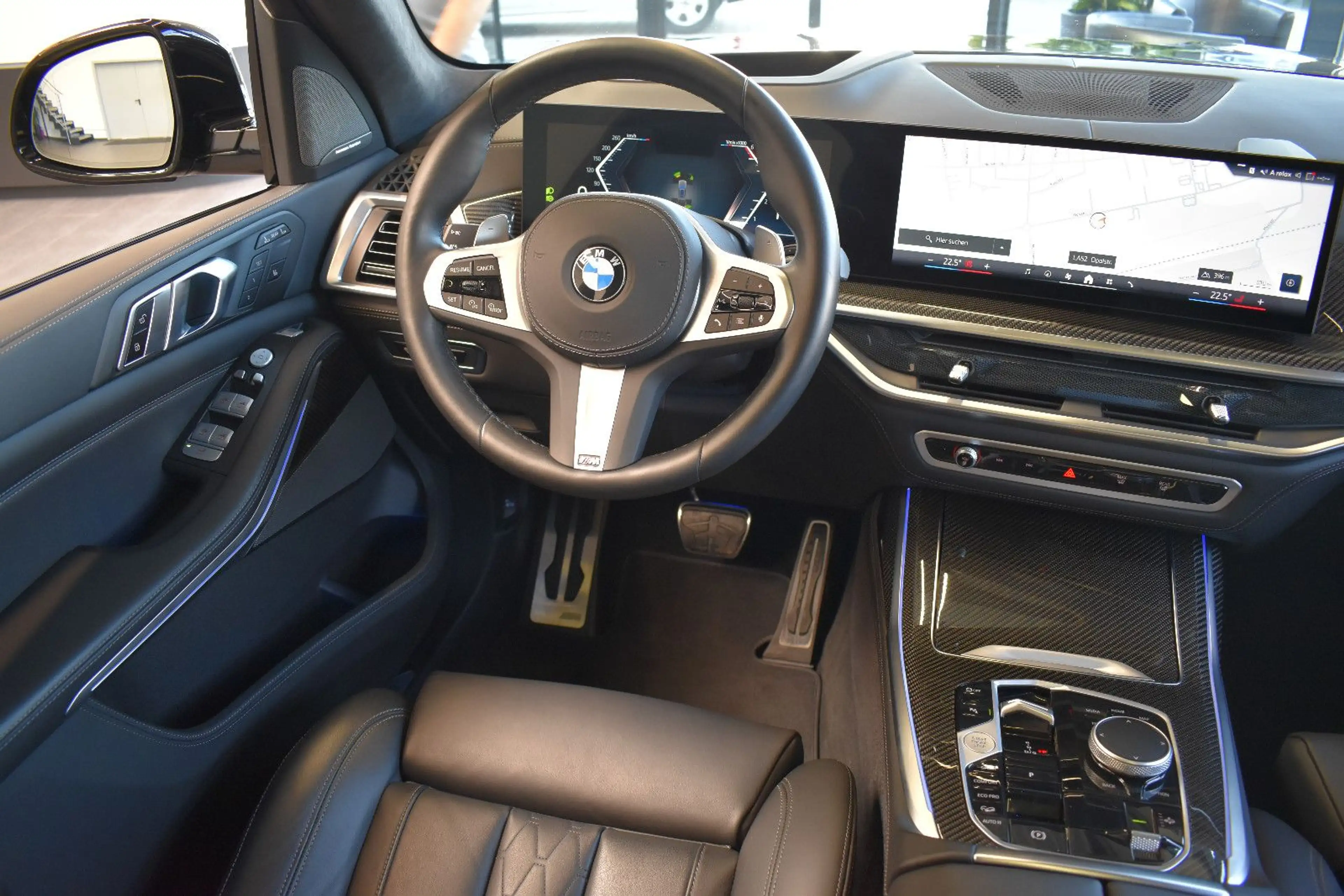 BMW X7 xDrive 40d M Sport 7-Sitzer~SoftClose~AHK~22" — photo 10