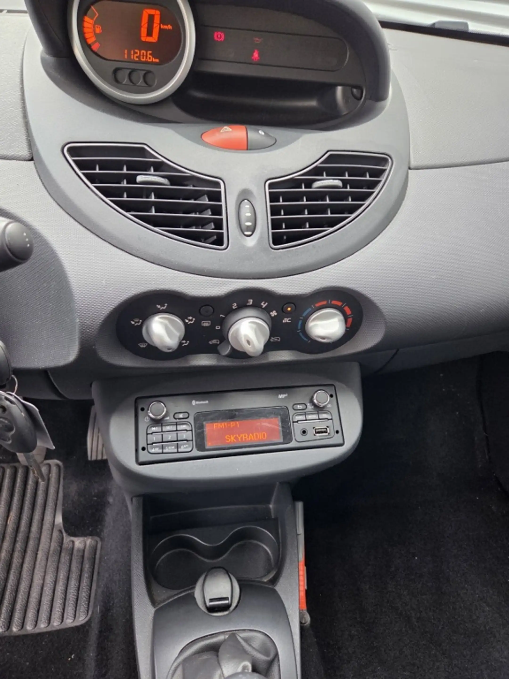 Renault Twingo 1.2 16V Parisienne, lage km stand/ nw distributie — photo 4