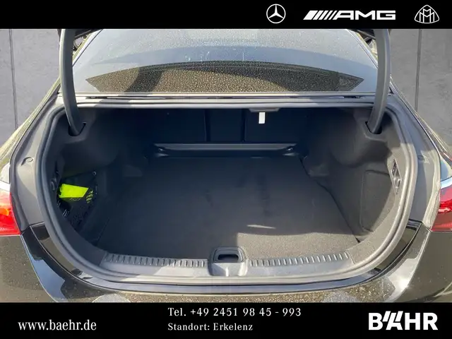 Mercedes-Benz E-Class view 10