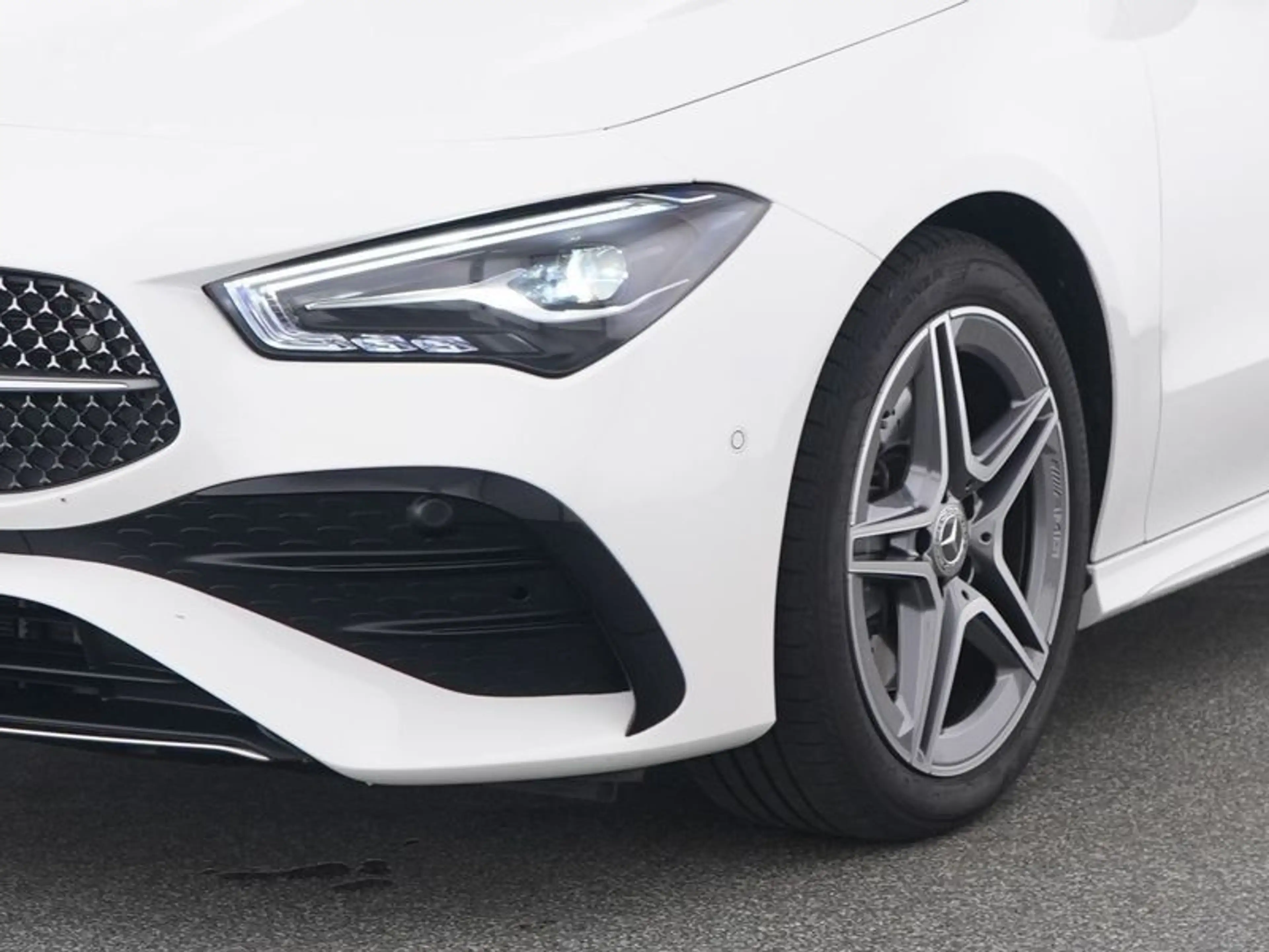Mercedes-Benz CLA 200 AMG Adv.*Pano*STDHZG*LED*Kamera*Carpaly* — photo 2