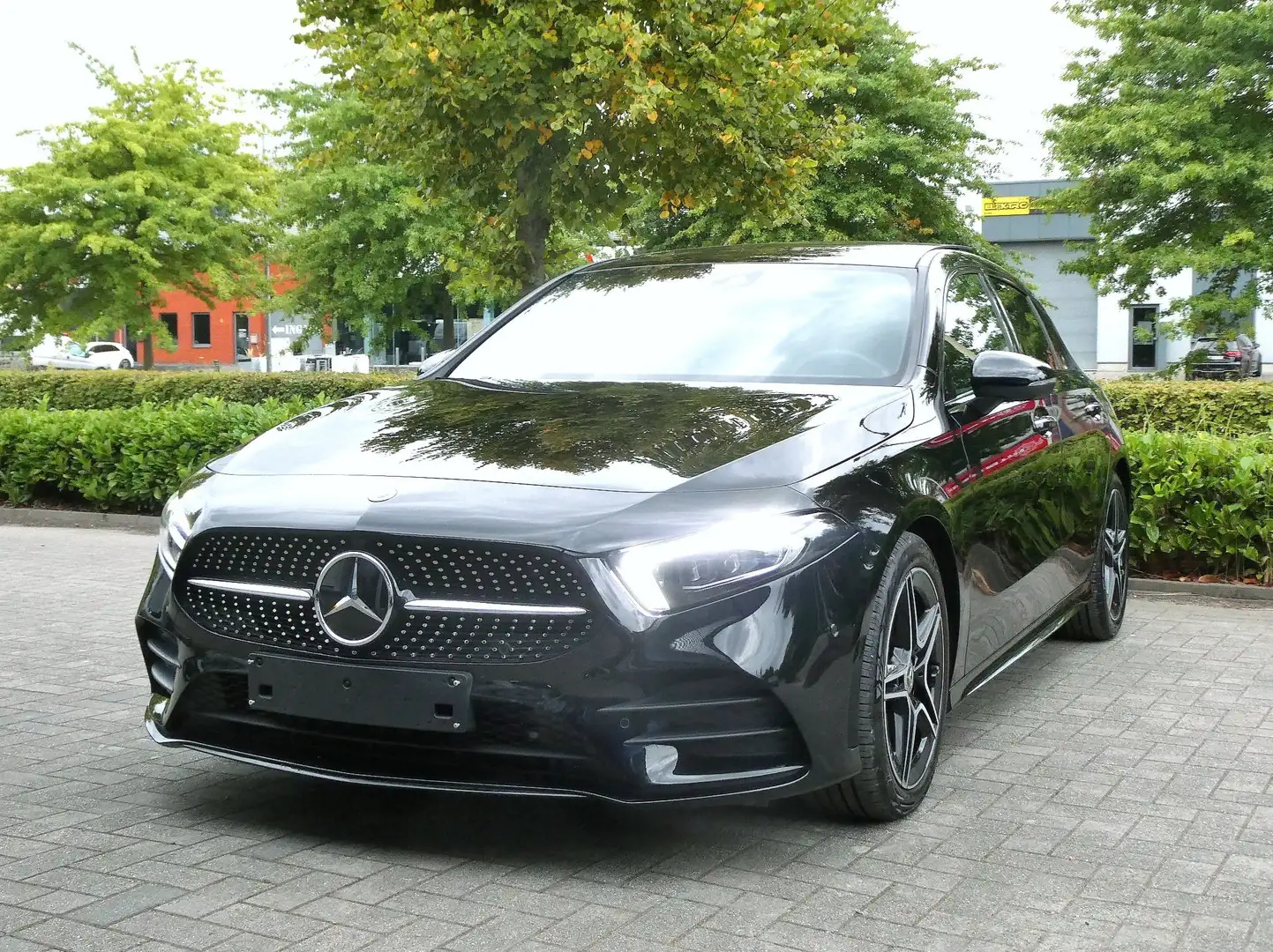Mercedes-Benz A 250 A 250i AMG-Line *Veel opties* Garantie Noir - 1