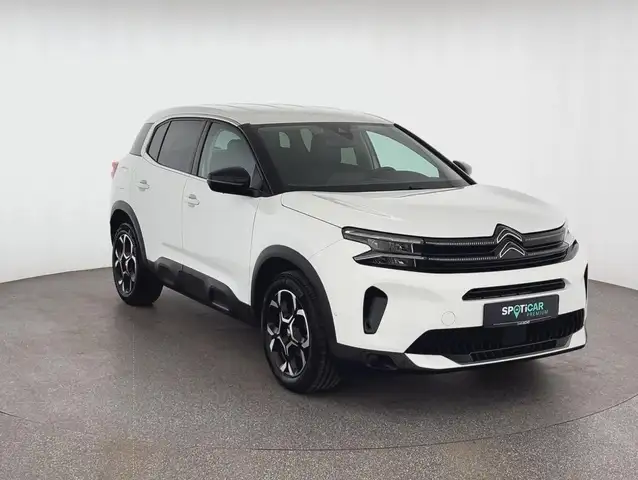 Citroen C5 Aircross view 3