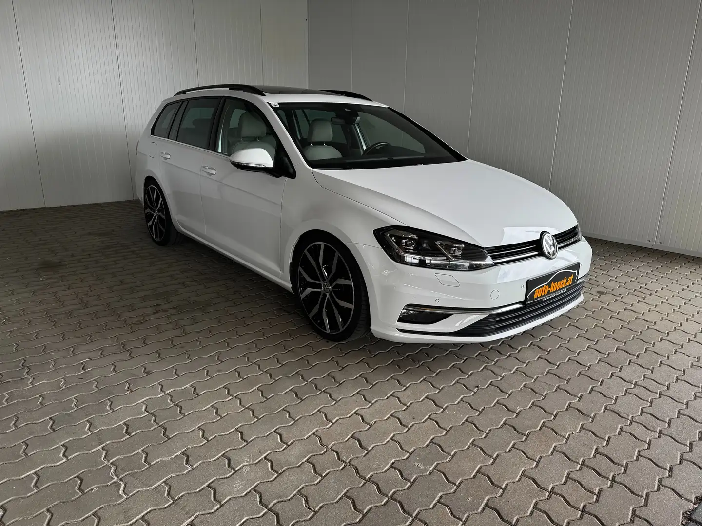 Volkswagen Golf Variant Highline 4Motion PRIVATVERKAUF Weiß - 1