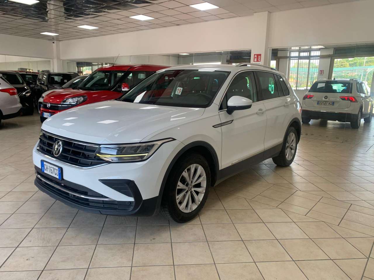 Volkswagen Tiguan Tiguan II 2021 2.0 tdi Life 122cv