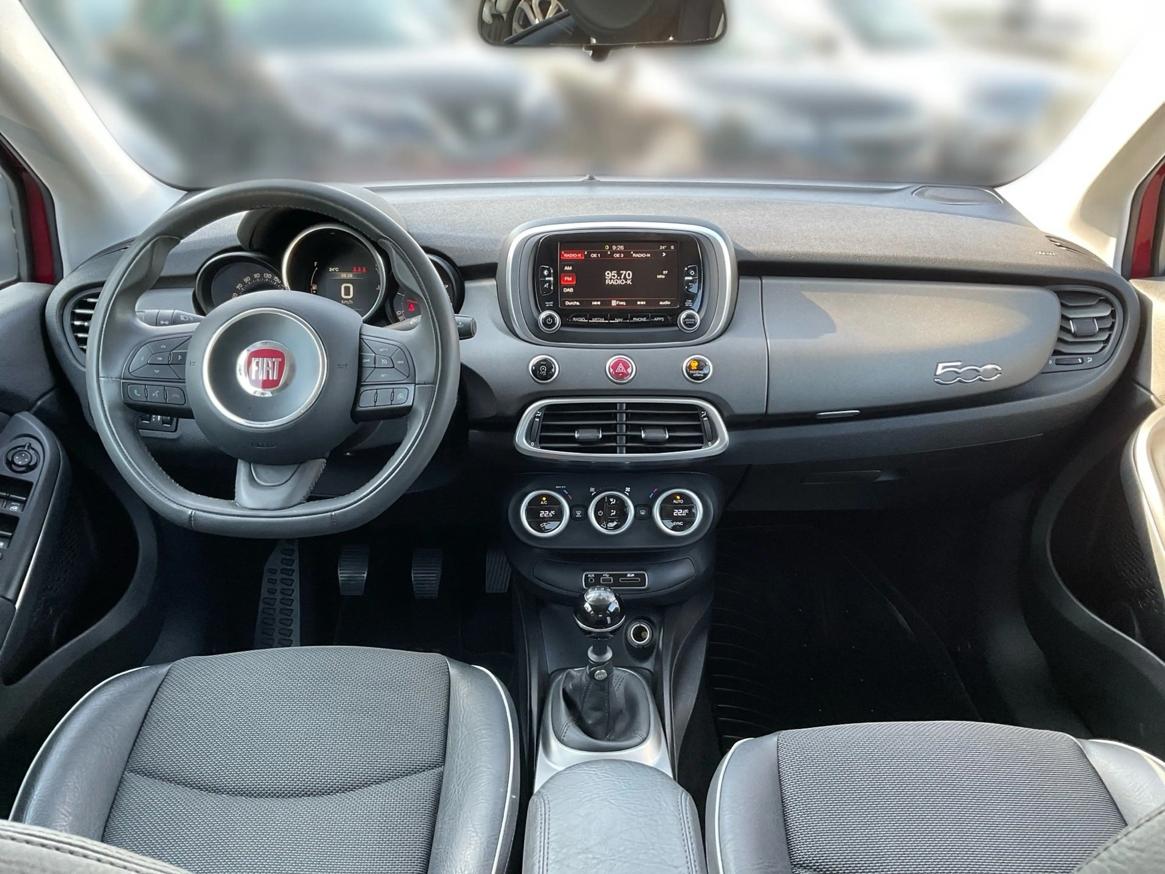 Fiat 500X 1.6 MultiJet Cross Plus 2xKlima BiXenon PDC — photo 11