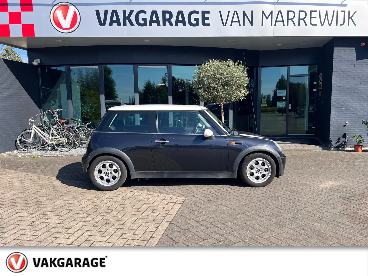 MINI Cooper Mini 1.6 Pepper Zwart - 2