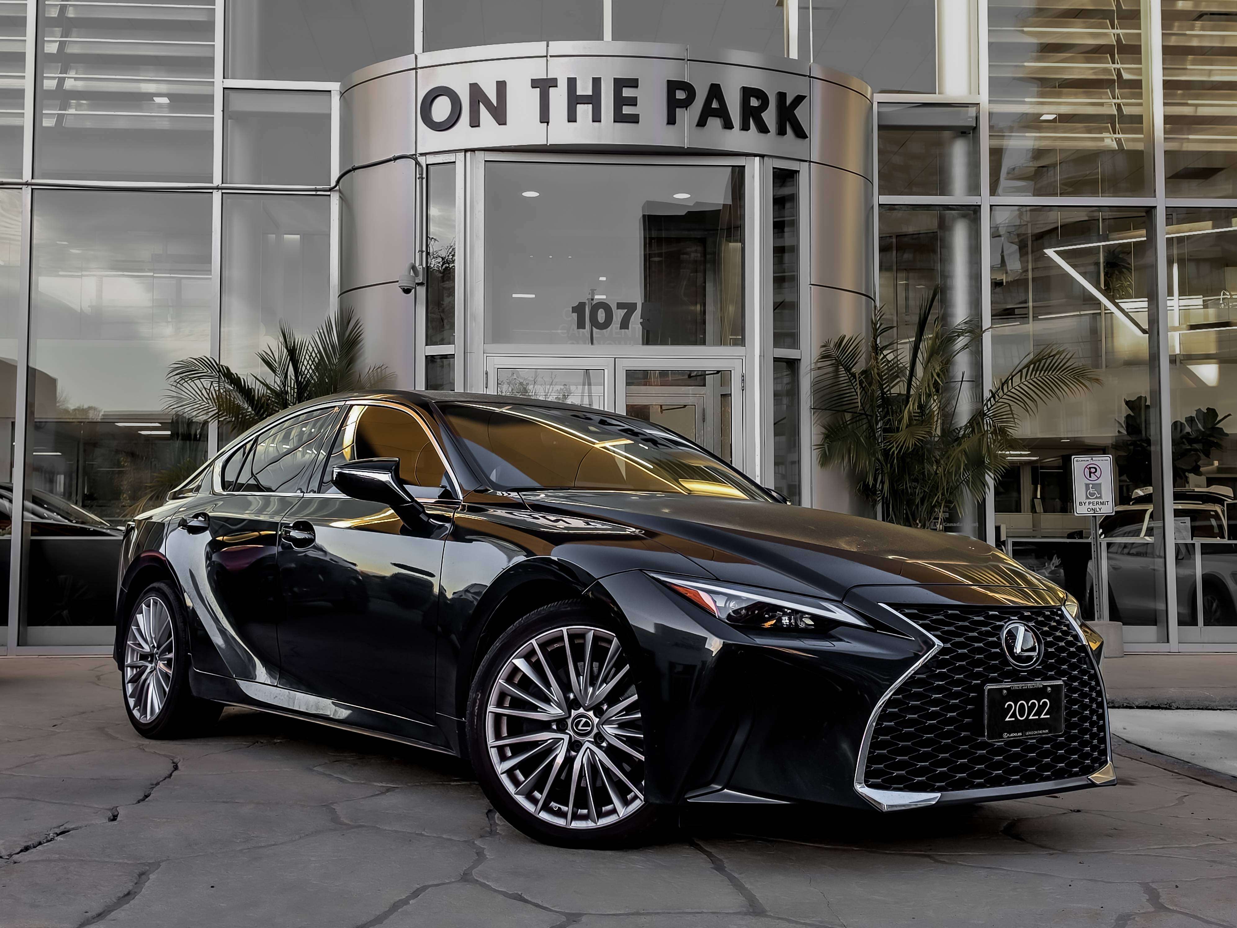 2022 Lexus IS Sedan