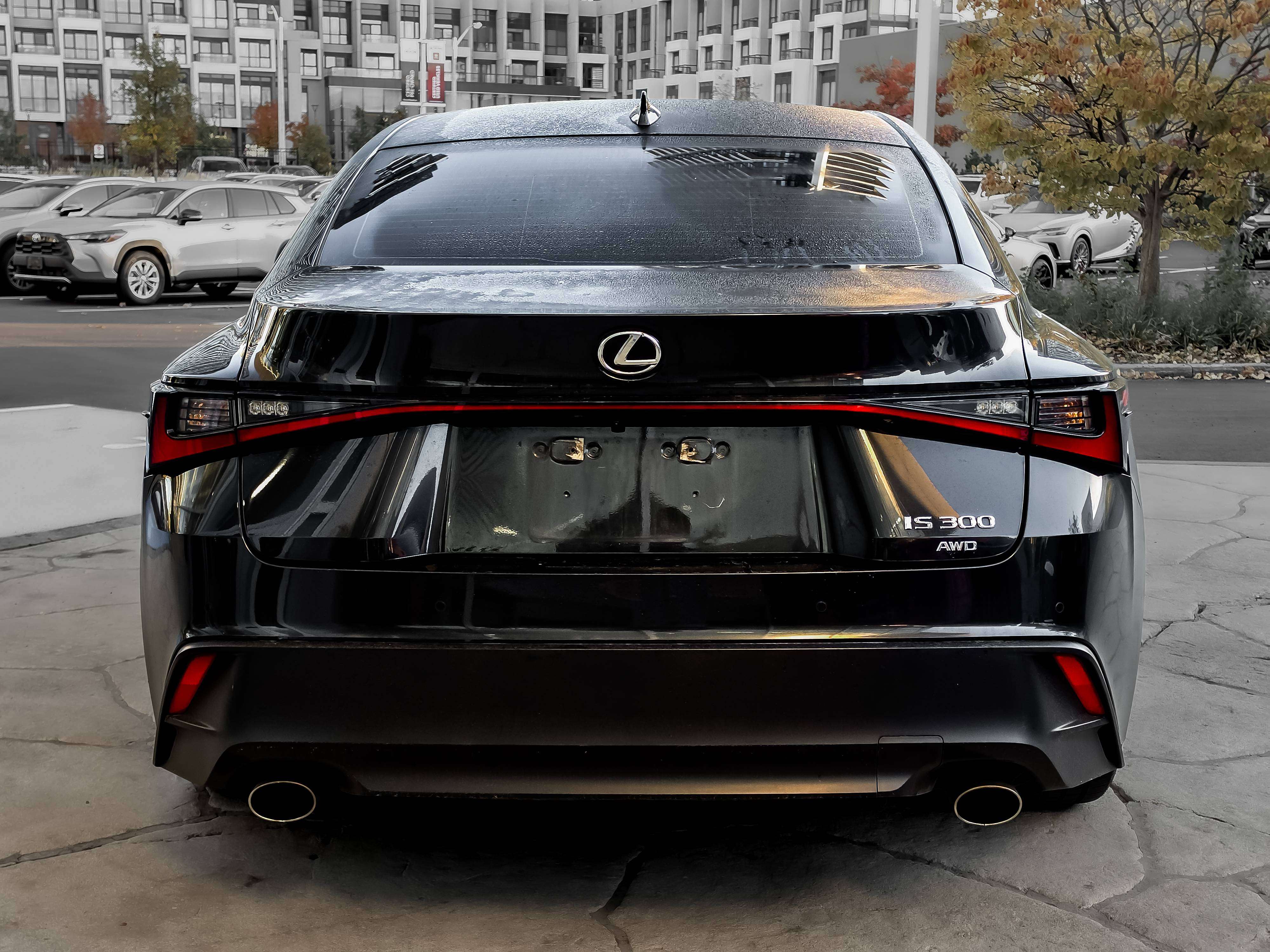 2022 Lexus IS Sedan