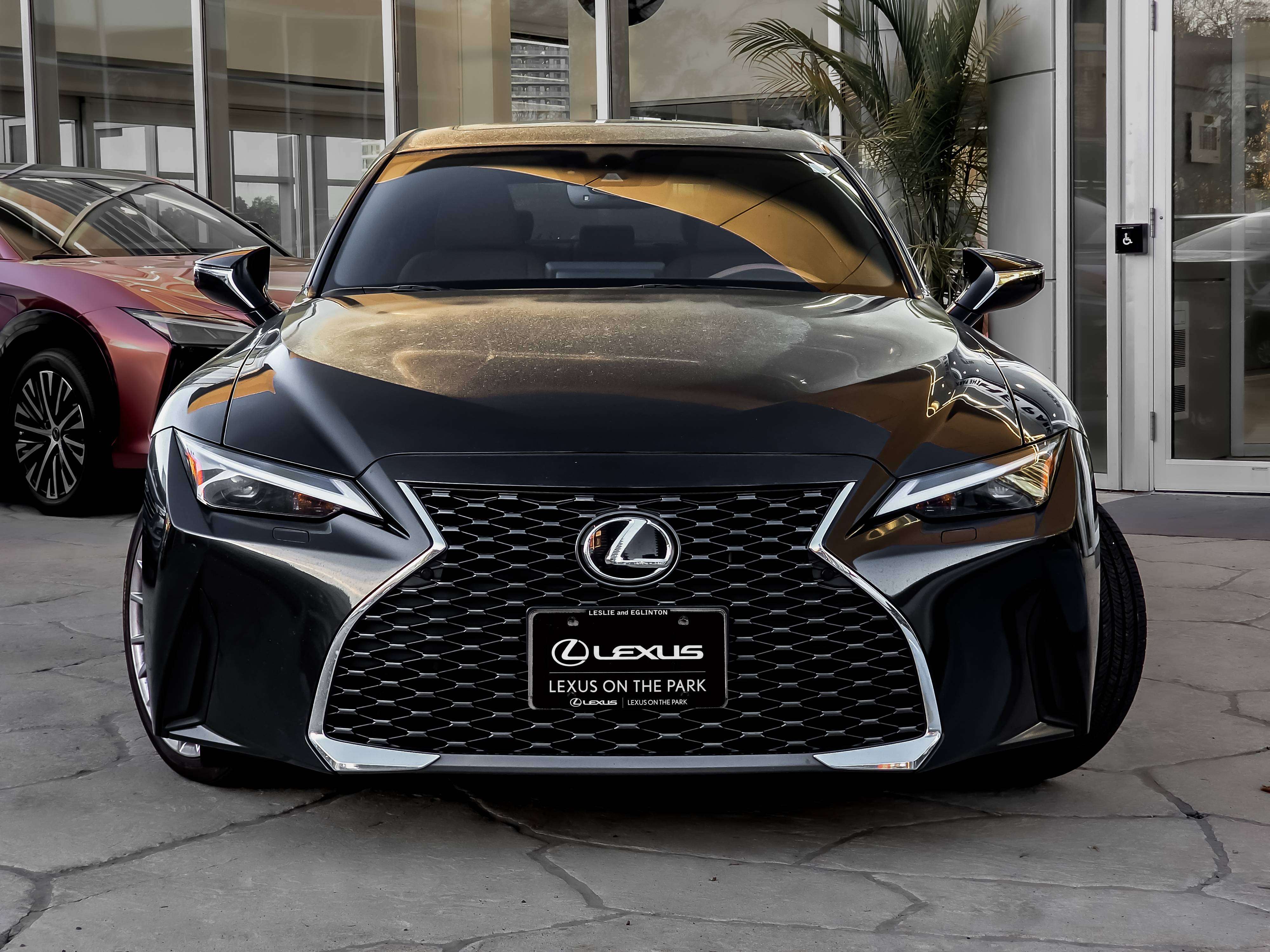 2022 Lexus IS Sedan