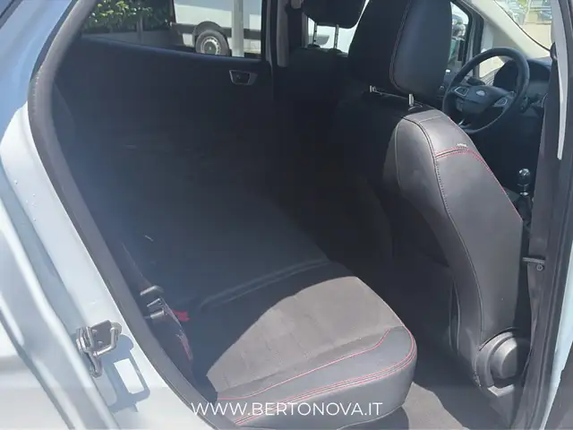Ford Ecosport view 10