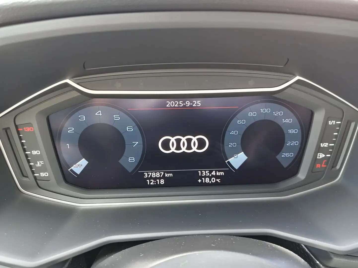 Audi A1 A1 allstreet 30 TFSI S tronic Identity Contrast Blu/Azzurro - 2