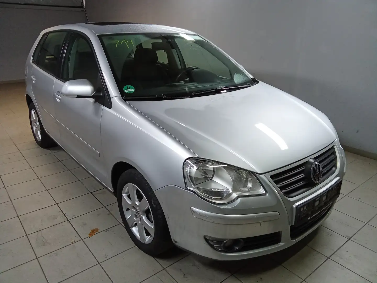 Volkswagen Polo Comfortline Argent - 2