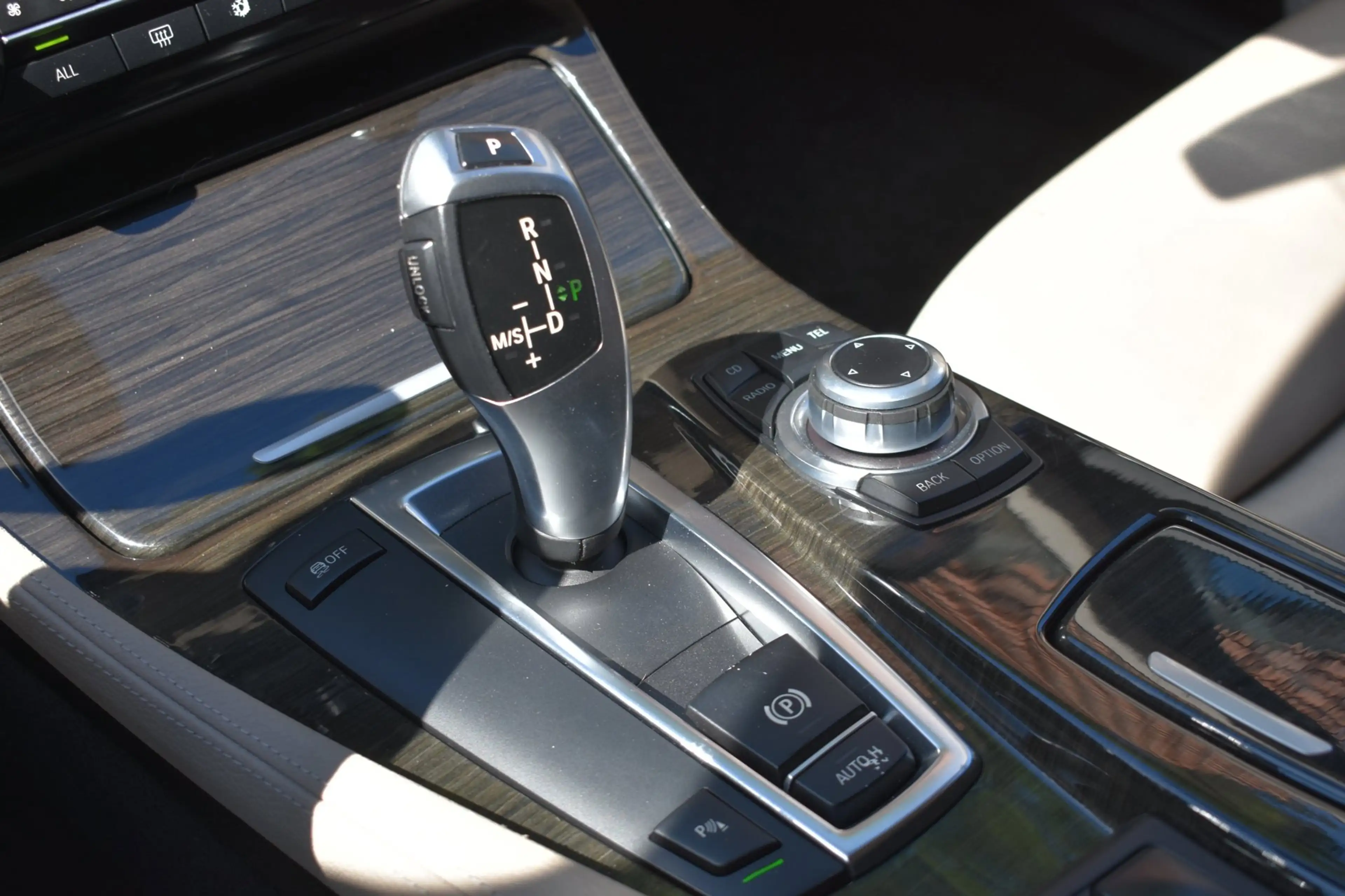 BMW 523 5-serie 523i High Executive '10 Xenon Clima Navi C — photo 22