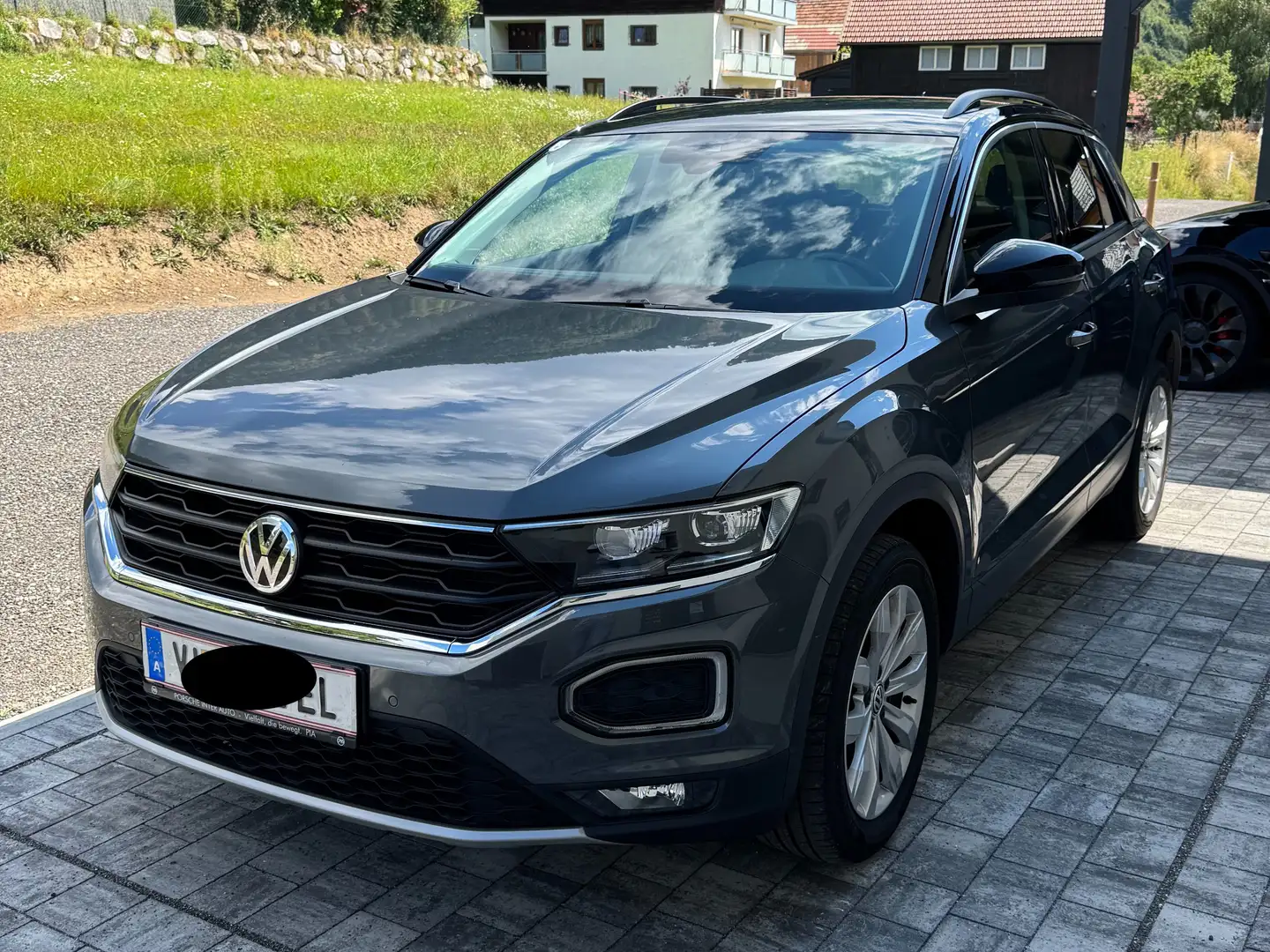 Volkswagen T-Roc T-Roc 1,0 TSI Design Design Grau - 2