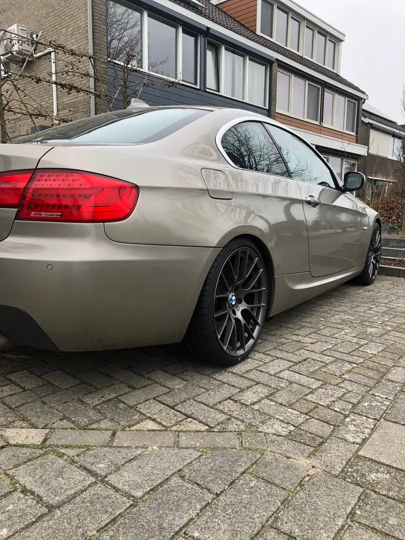 BMW 335 335i High Executive E92 Coupe / DCT / N55 / Msport Brown - 2