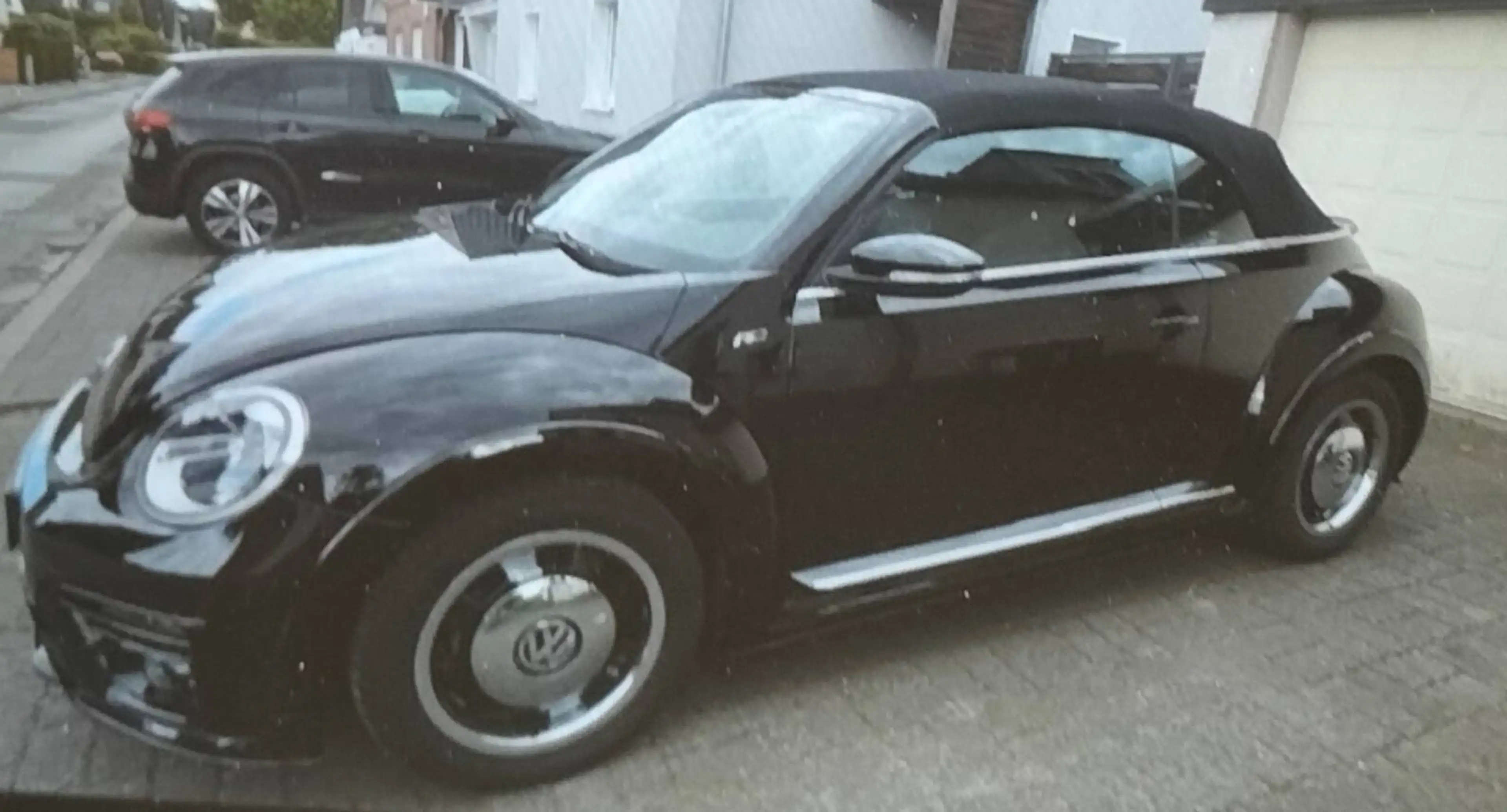 Volkswagen Beetle Cabrio 1.4TSI AUT."R-LINE"TOP-GEPFLEGT,FELGENWAHL-WAHL — photo 2