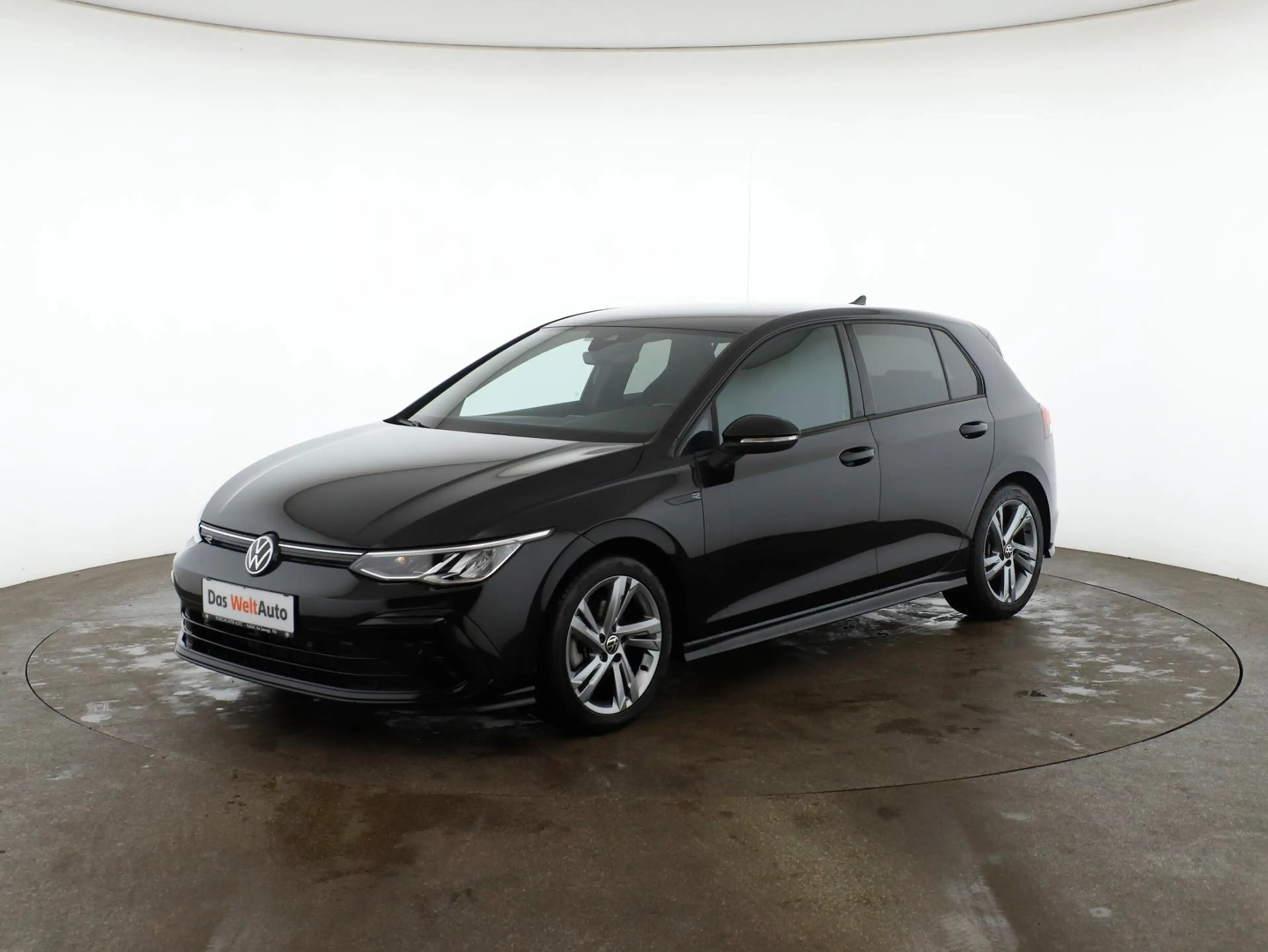 Volkswagen Golf R R-Line mHEV TSI DSG — photo 2